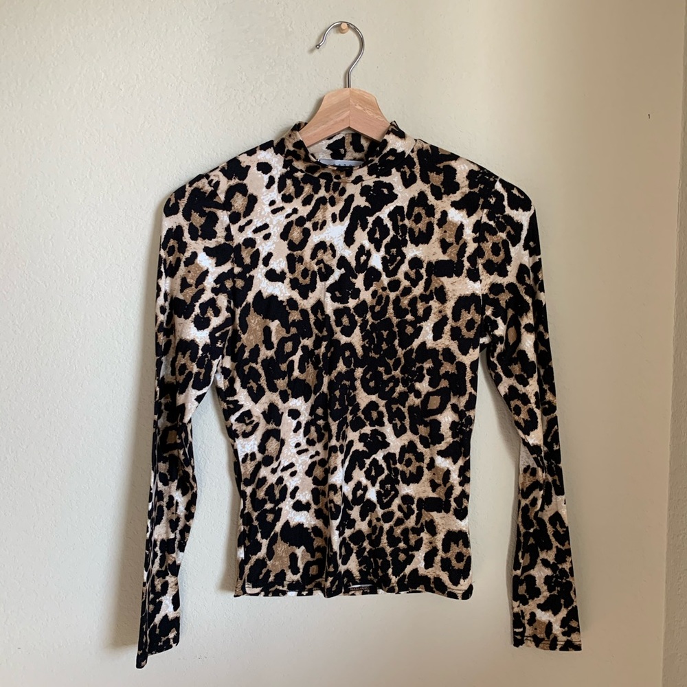 CHEETAH PRINT TOP
